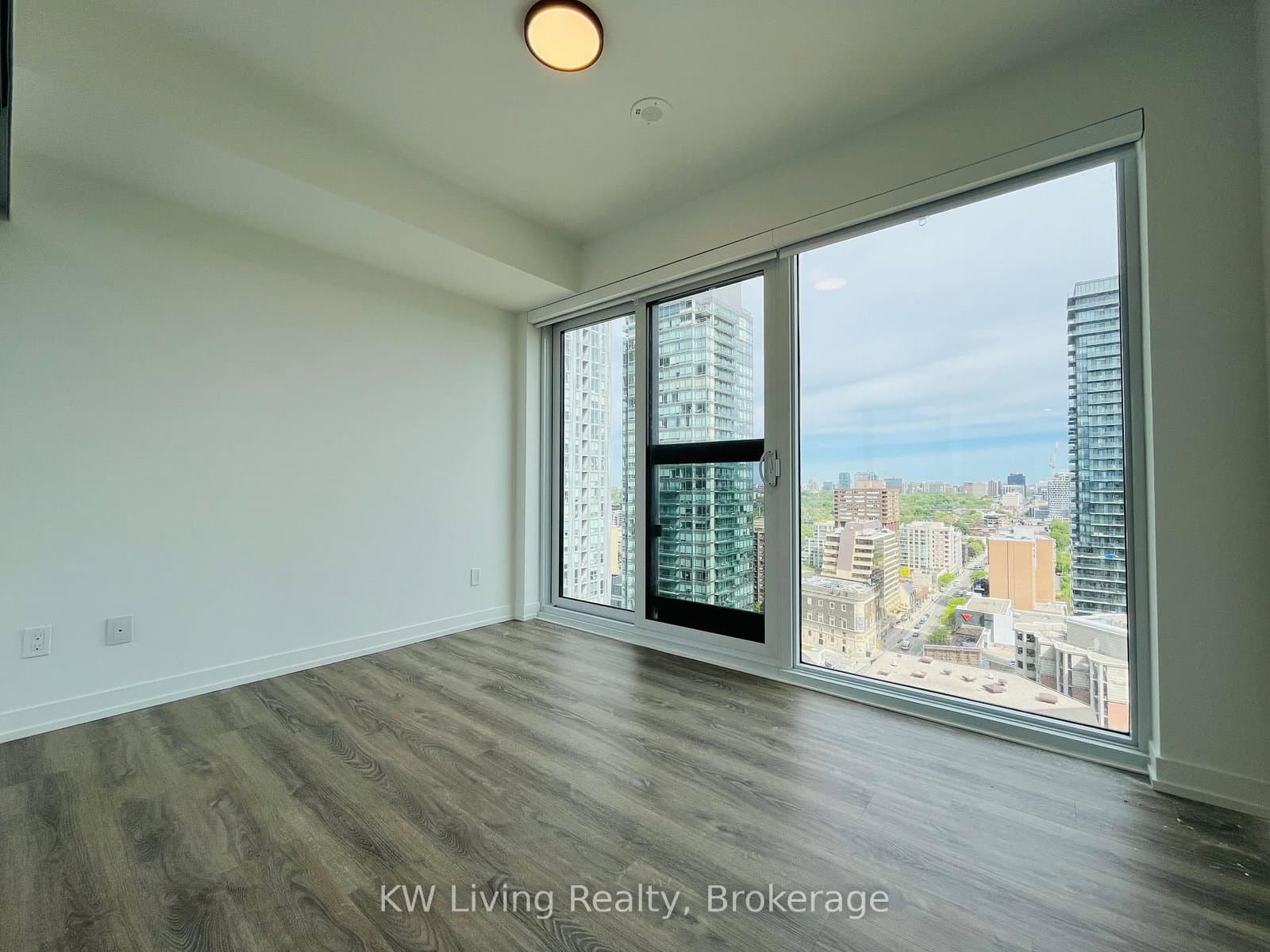 771 Yonge Street, Unit 2506 thumbnail 7