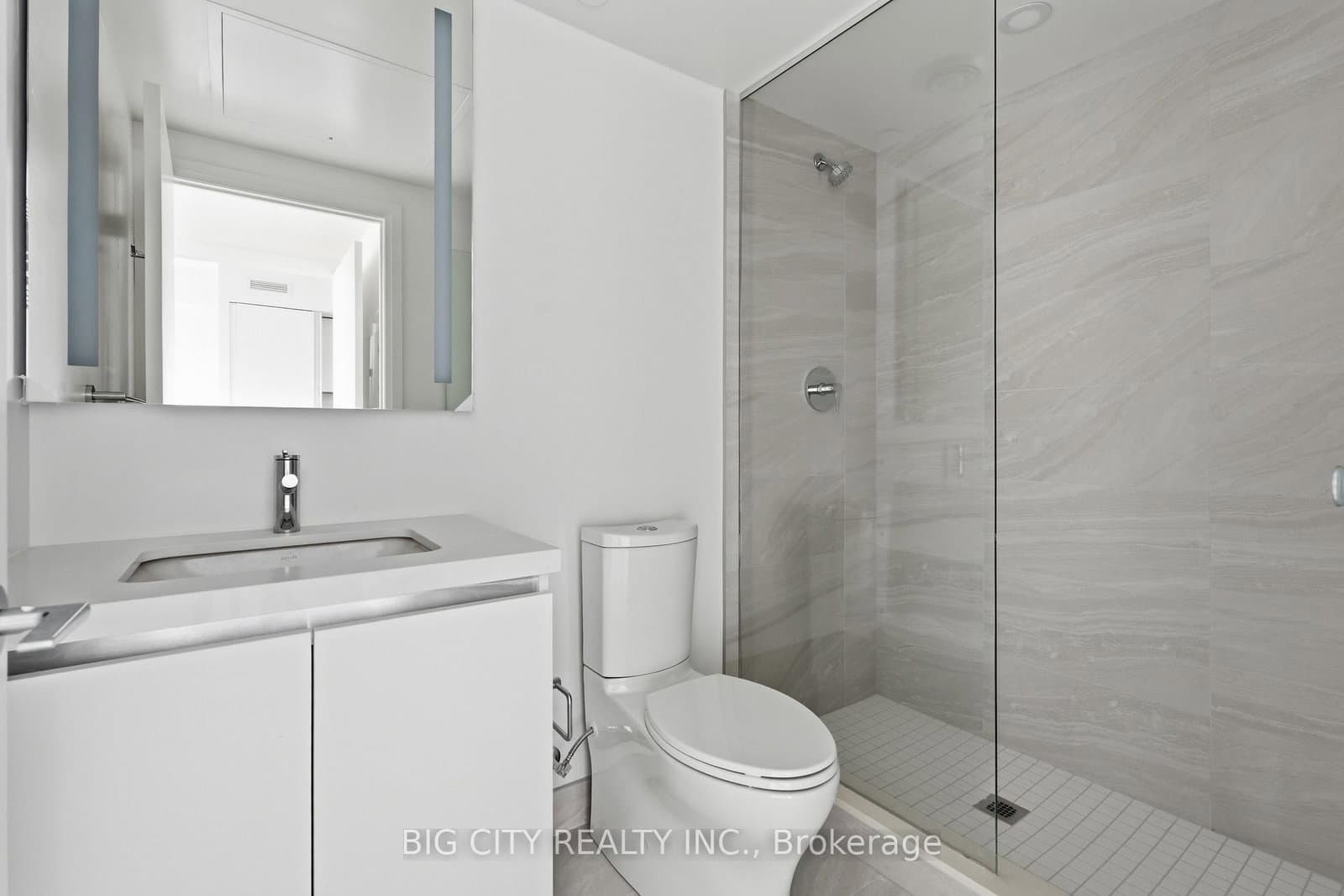 25 Frederick Todd Way, Unit 1501 thumbnail 16