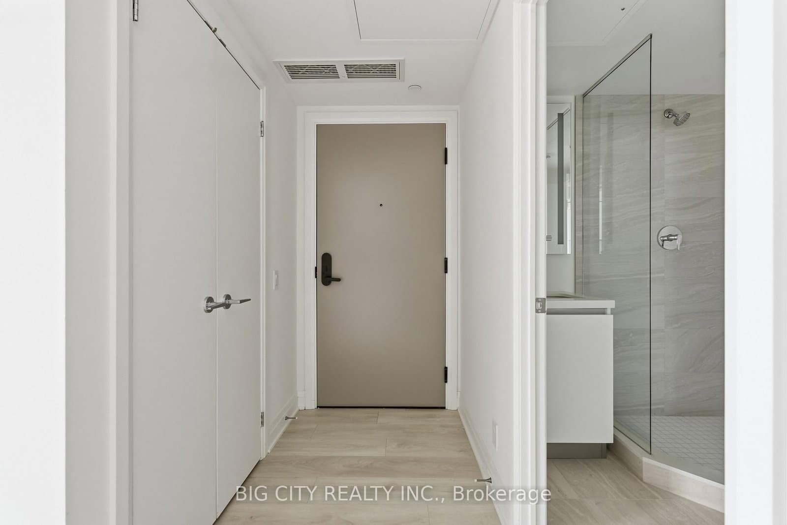 25 Frederick Todd Way, Unit 1501 thumbnail 2