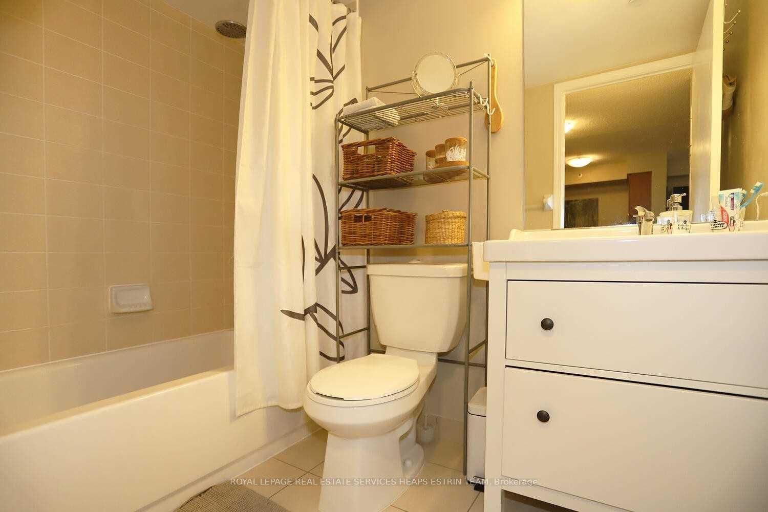 35 Saranac Boulevard, Unit 614 thumbnail 21