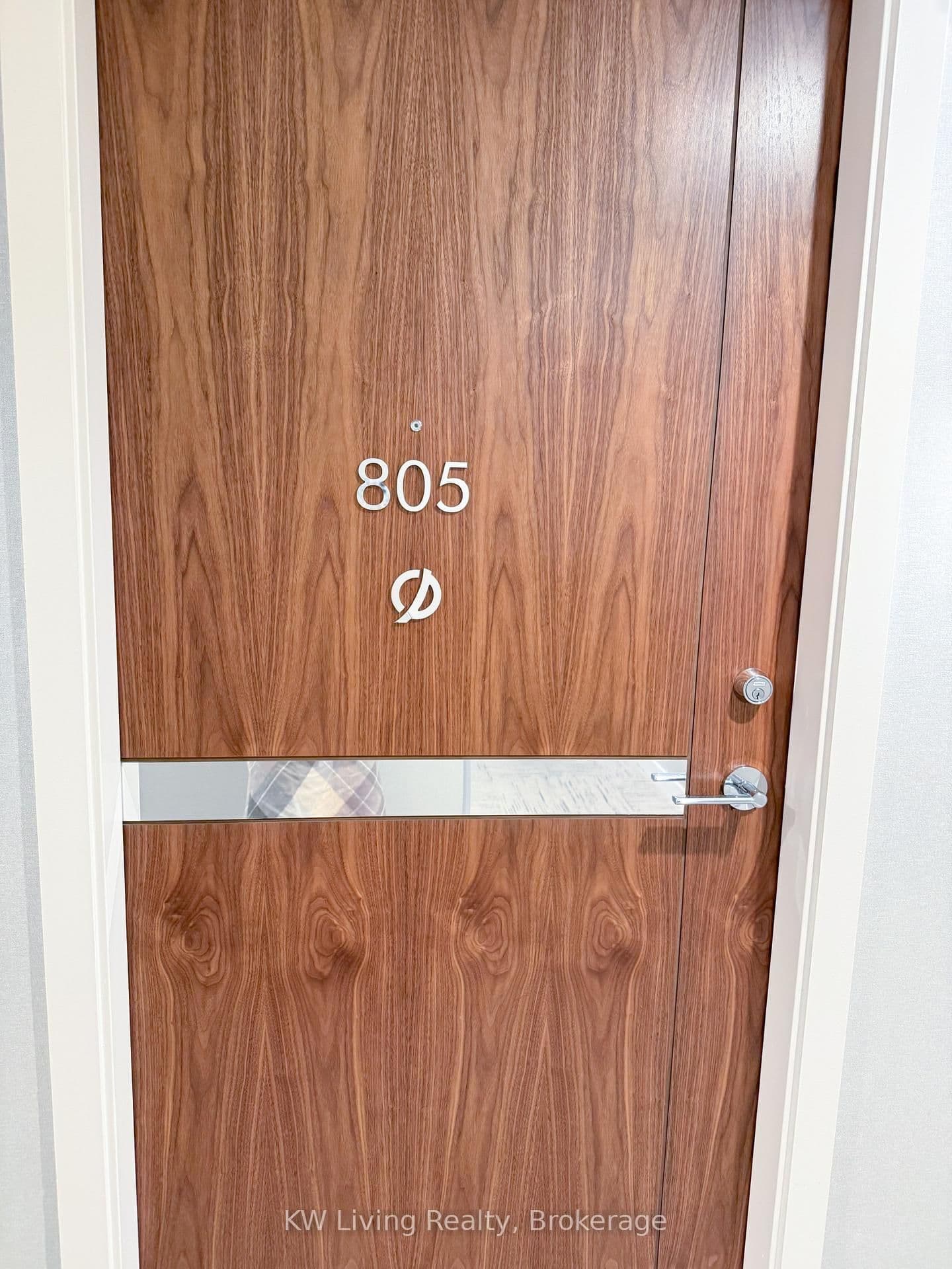 25 McMahon Drive, Unit 805 thumbnail 8