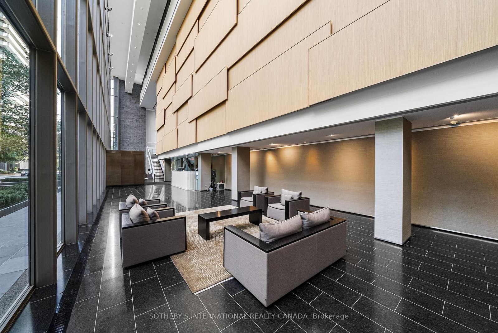 33 Charles Street E, Unit 1611 thumbnail 39