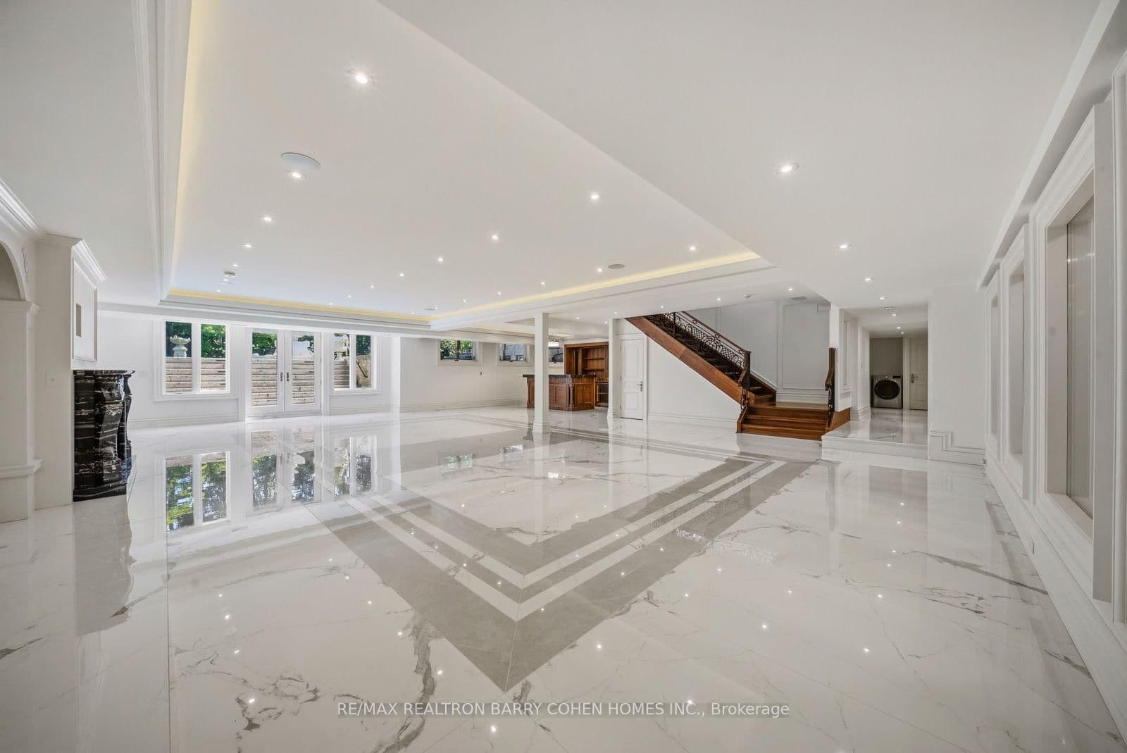 99 Bayview Ridge thumbnail 34