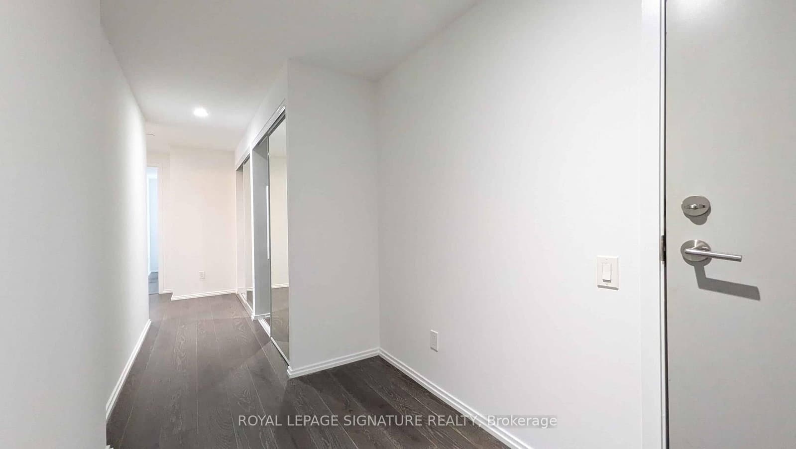 68 Shuter Street, Unit 610 thumbnail 3