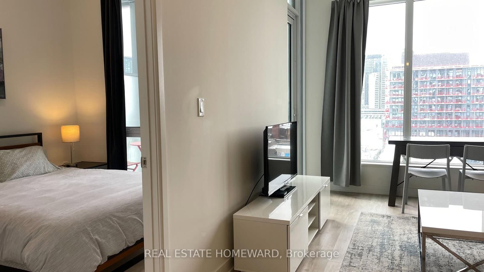 27 Bathurst Street, Unit 813W thumbnail 2