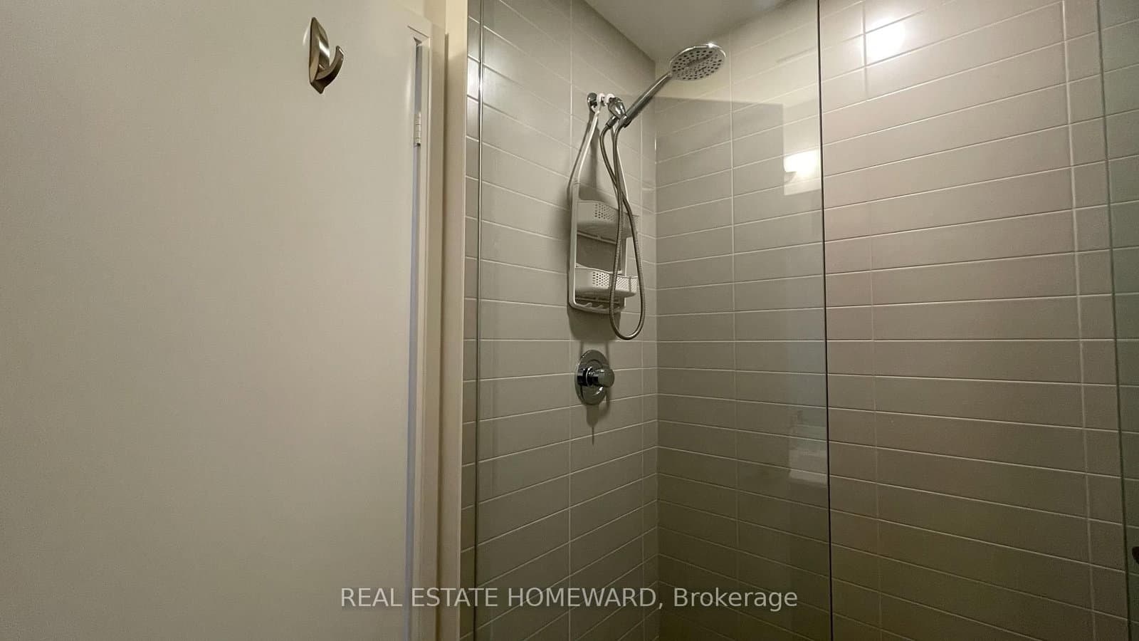 27 Bathurst Street, Unit 813W thumbnail 7
