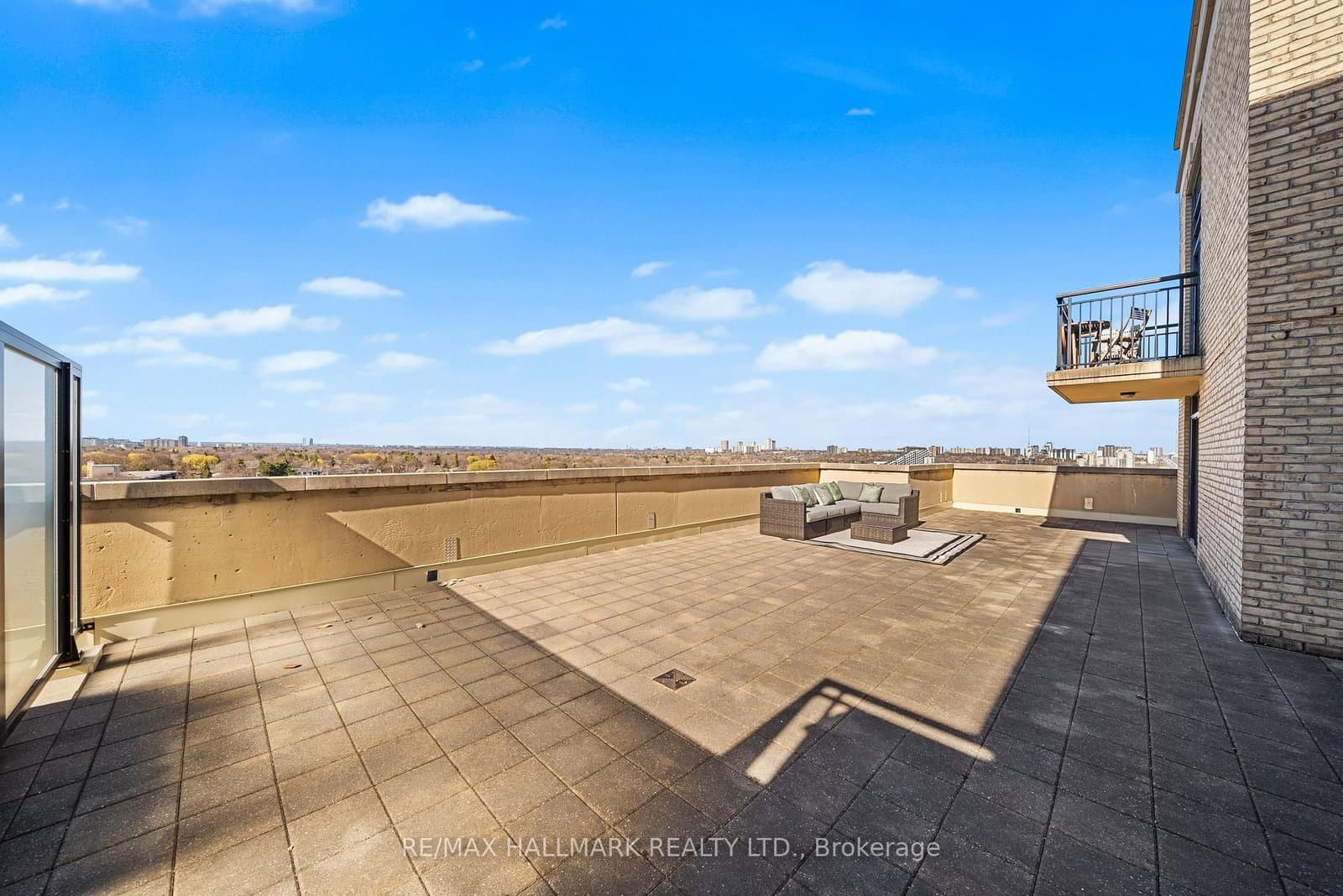 676 Sheppard Avenue E, Unit 708 thumbnail 28