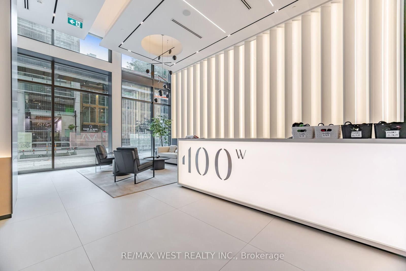 400 King Street W, Unit 2208 thumbnail 3