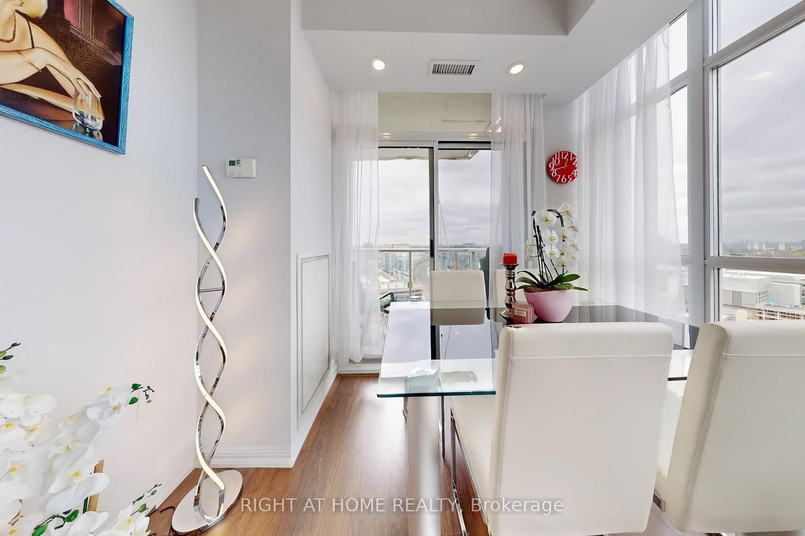 125 Western Battery Road, Unit 2415 thumbnail 10