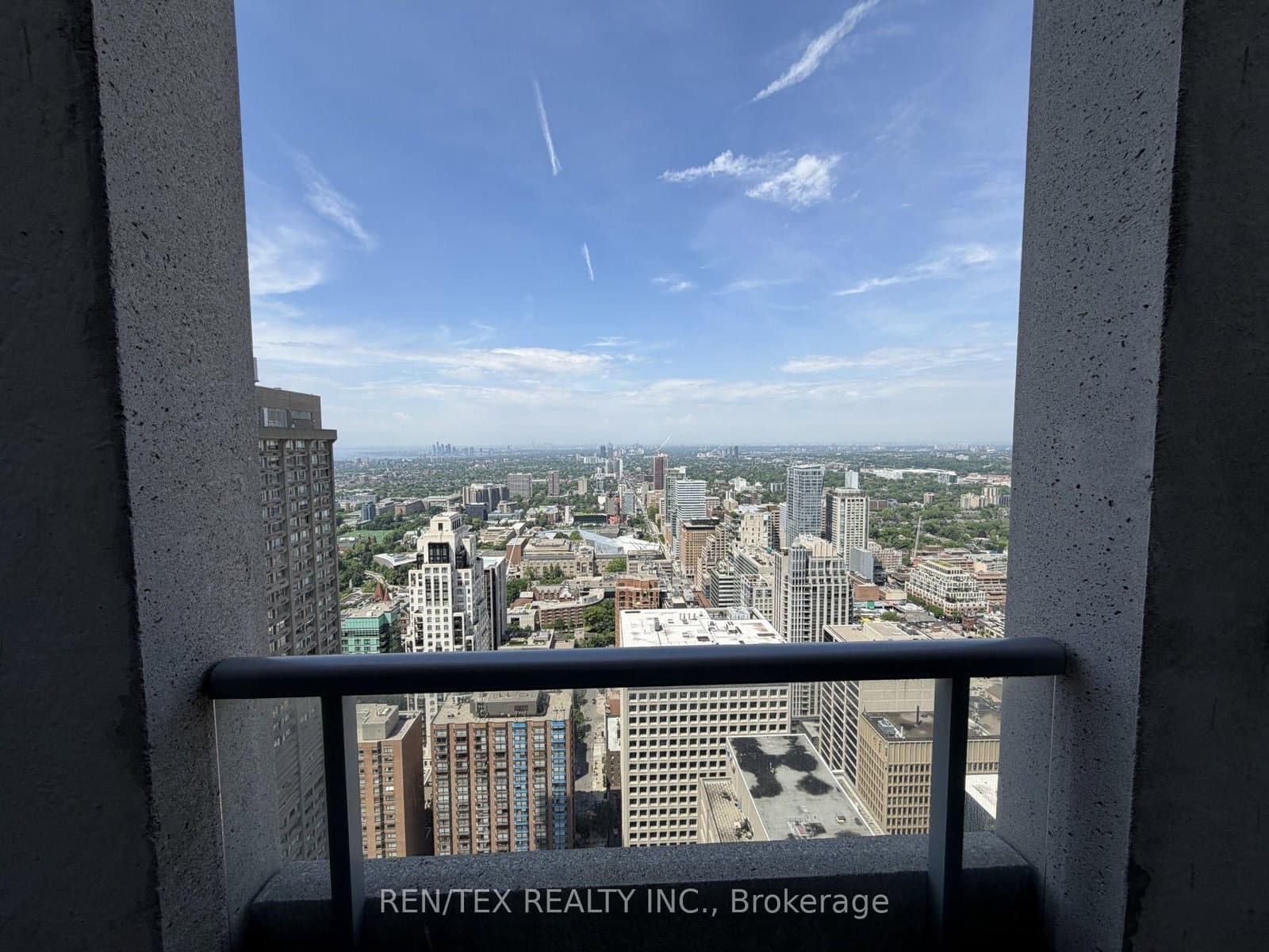 35 Balmuto Street, Unit PH01 thumbnail 17