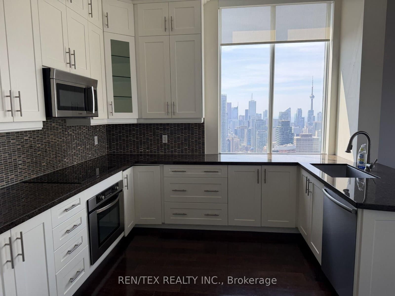 35 Balmuto Street, Unit PH01 thumbnail 9