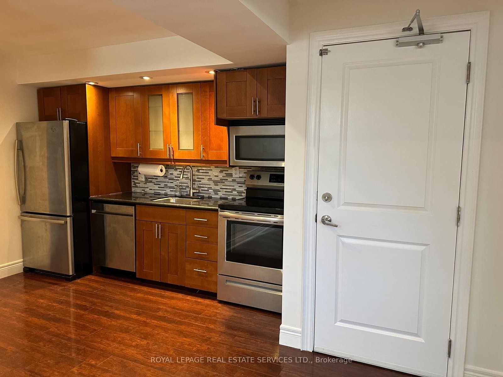 87 Lawrence Avenue W, Unit lower thumbnail 3