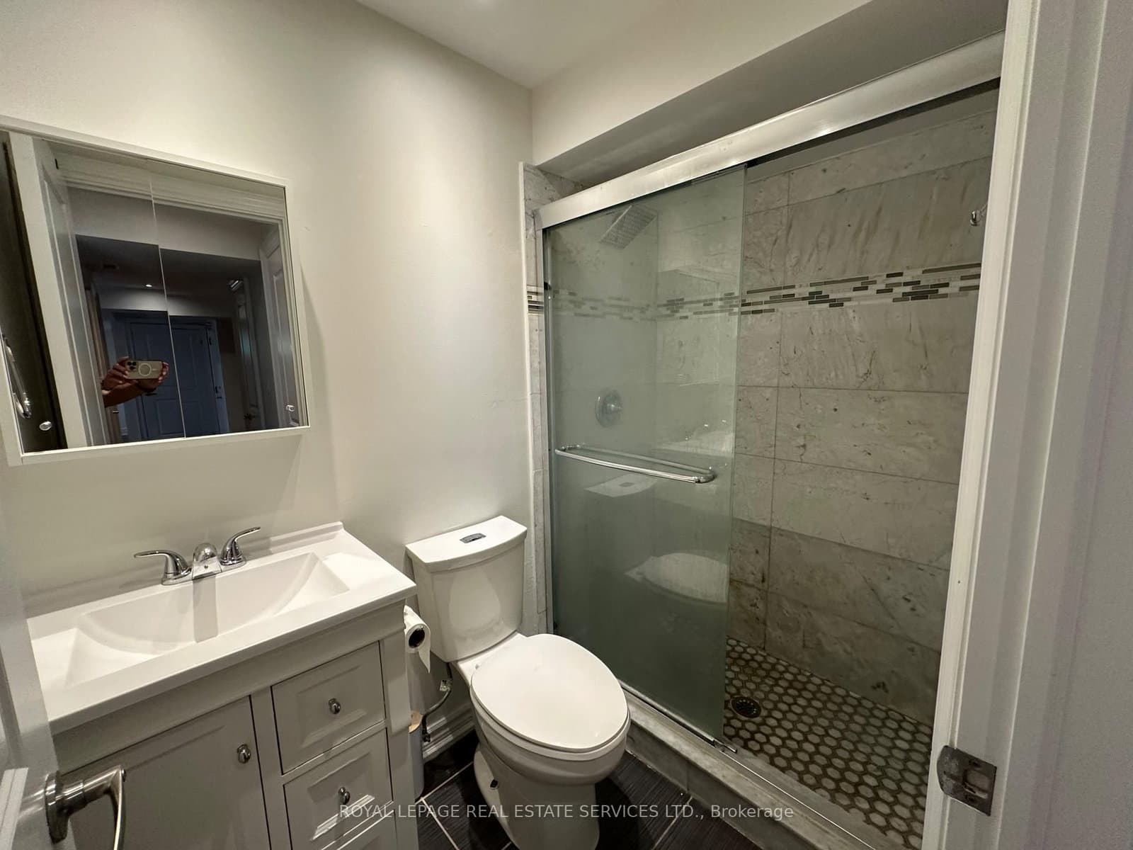 87 Lawrence Avenue W, Unit lower thumbnail 8