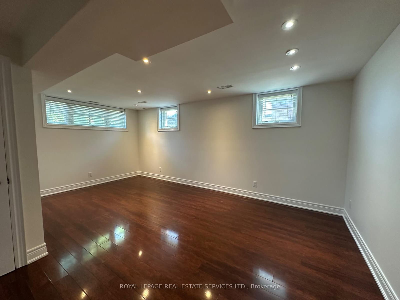 87 Lawrence Avenue W, Unit lower thumbnail 9