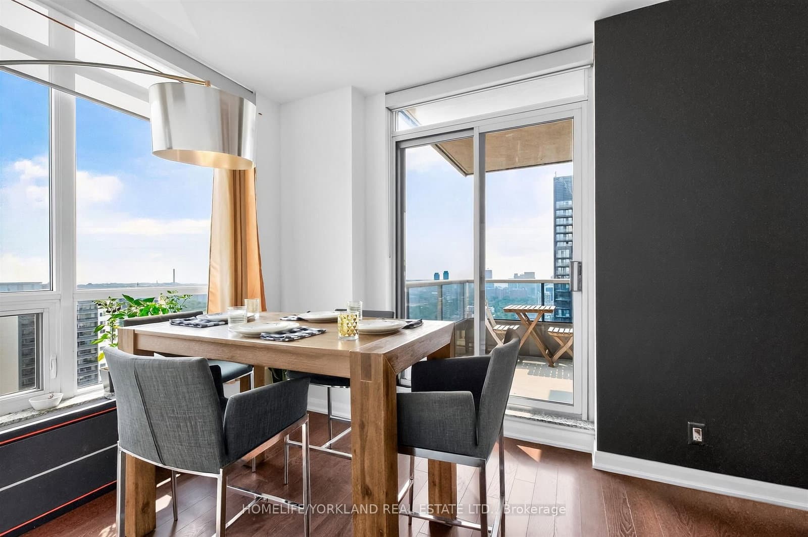 500 Sherbourne Street, Unit 2703 thumbnail 13