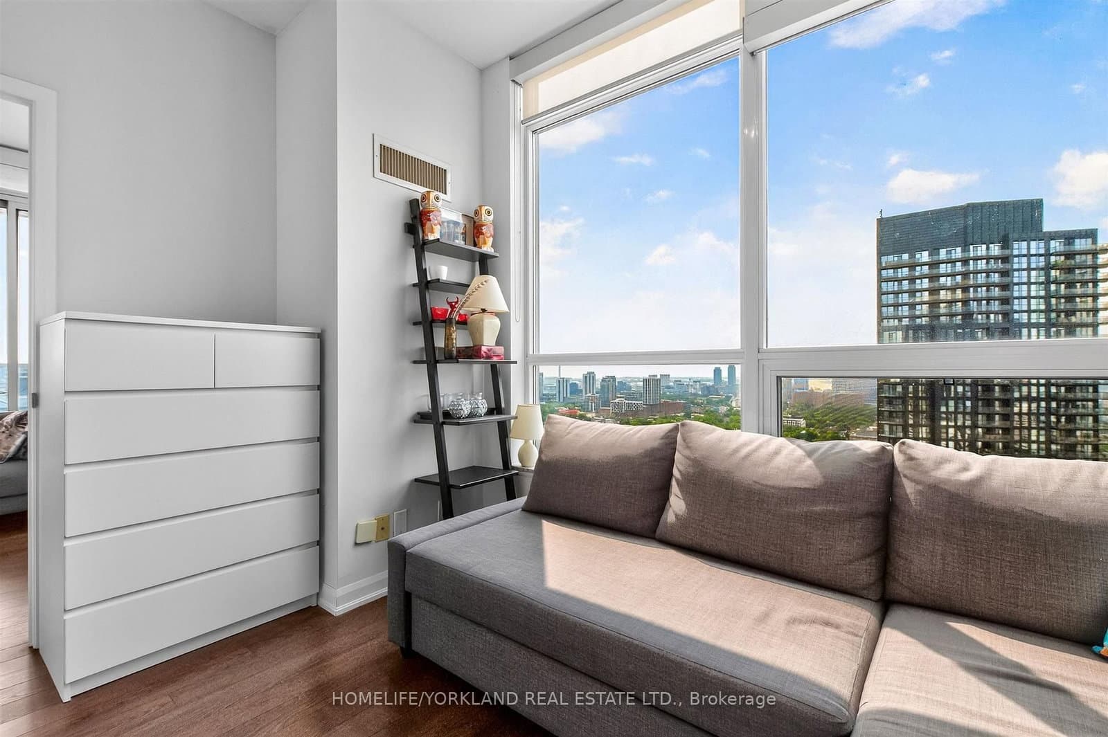 500 Sherbourne Street, Unit 2703 thumbnail 19