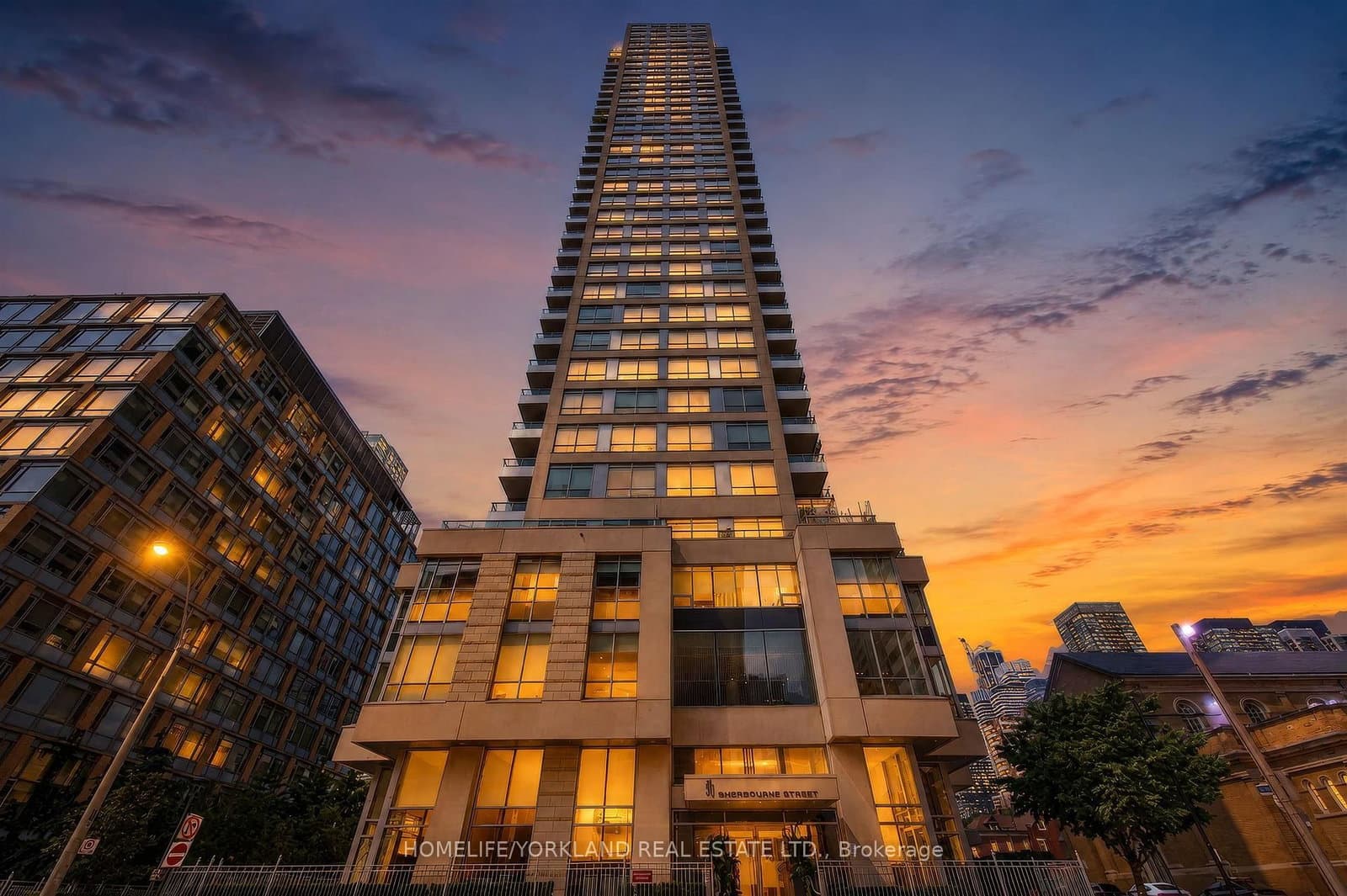 500 Sherbourne Street, Unit 2703 thumbnail 2