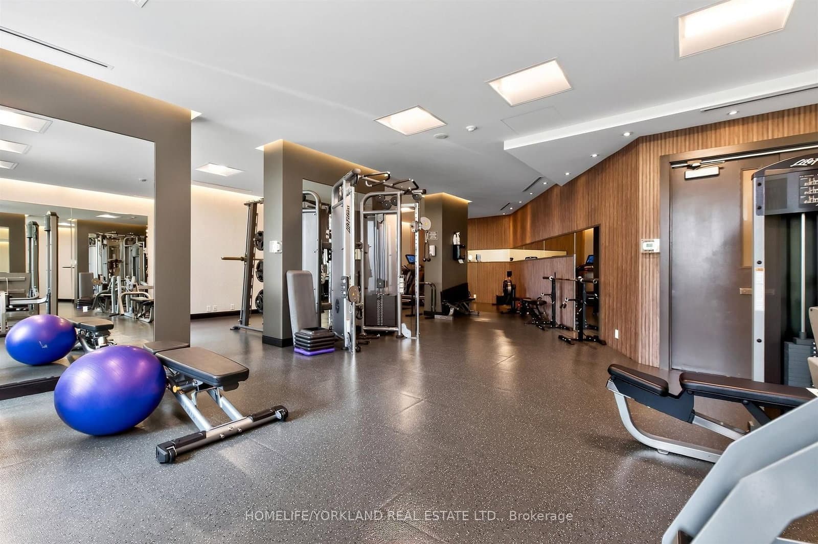 500 Sherbourne Street, Unit 2703 thumbnail 29