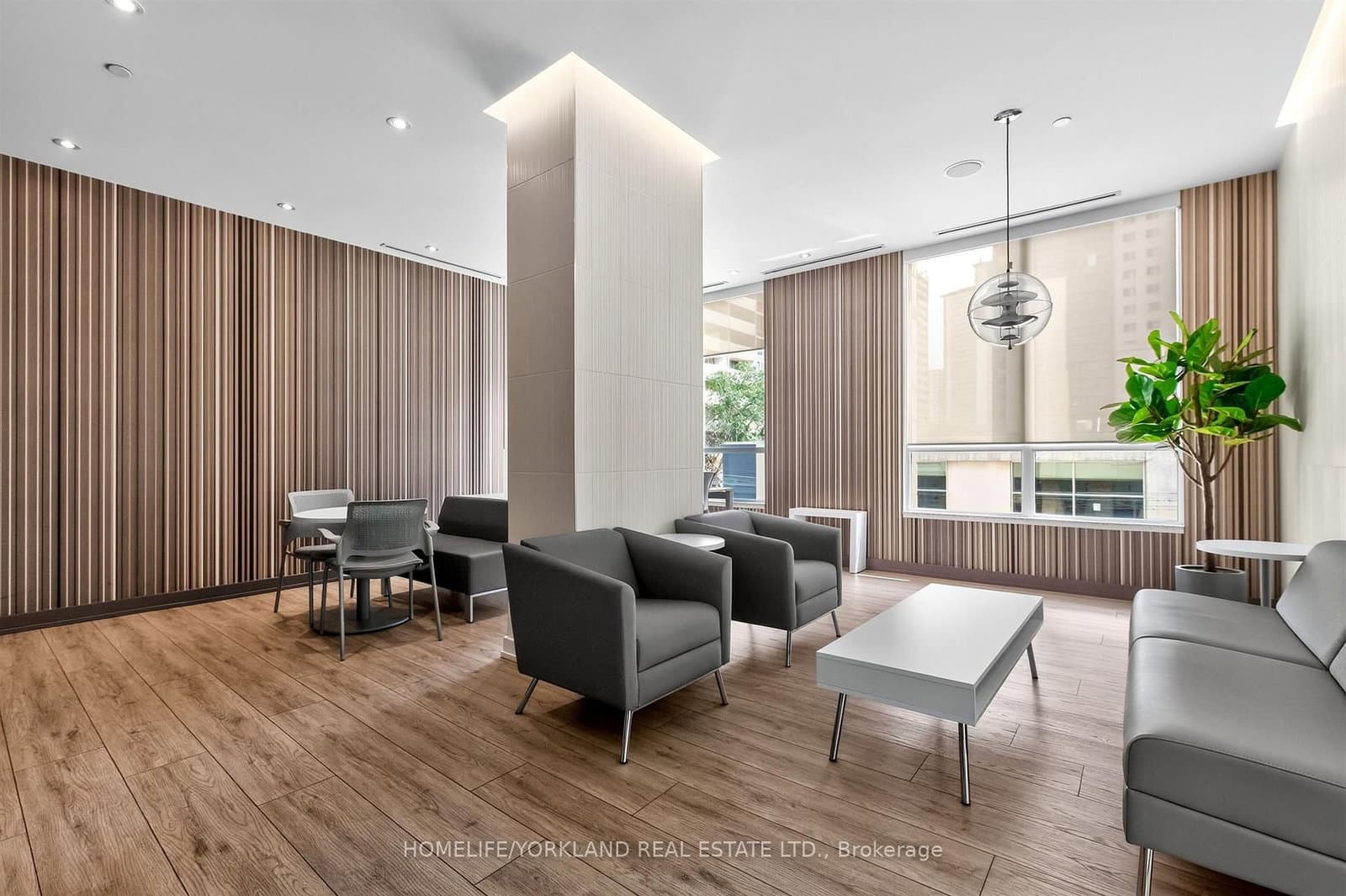 500 Sherbourne Street, Unit 2703 thumbnail 32