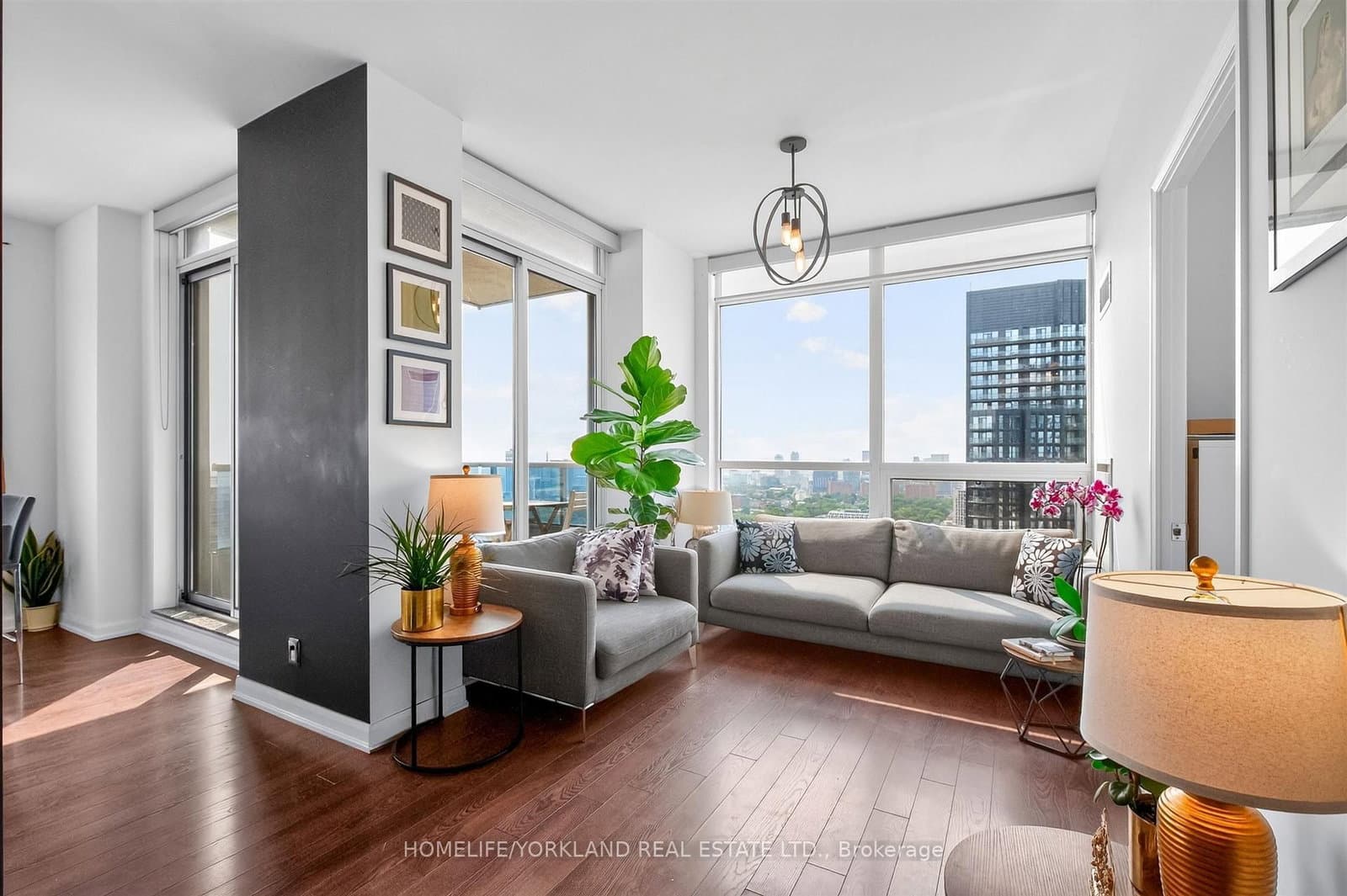 500 Sherbourne Street, Unit 2703 thumbnail 8