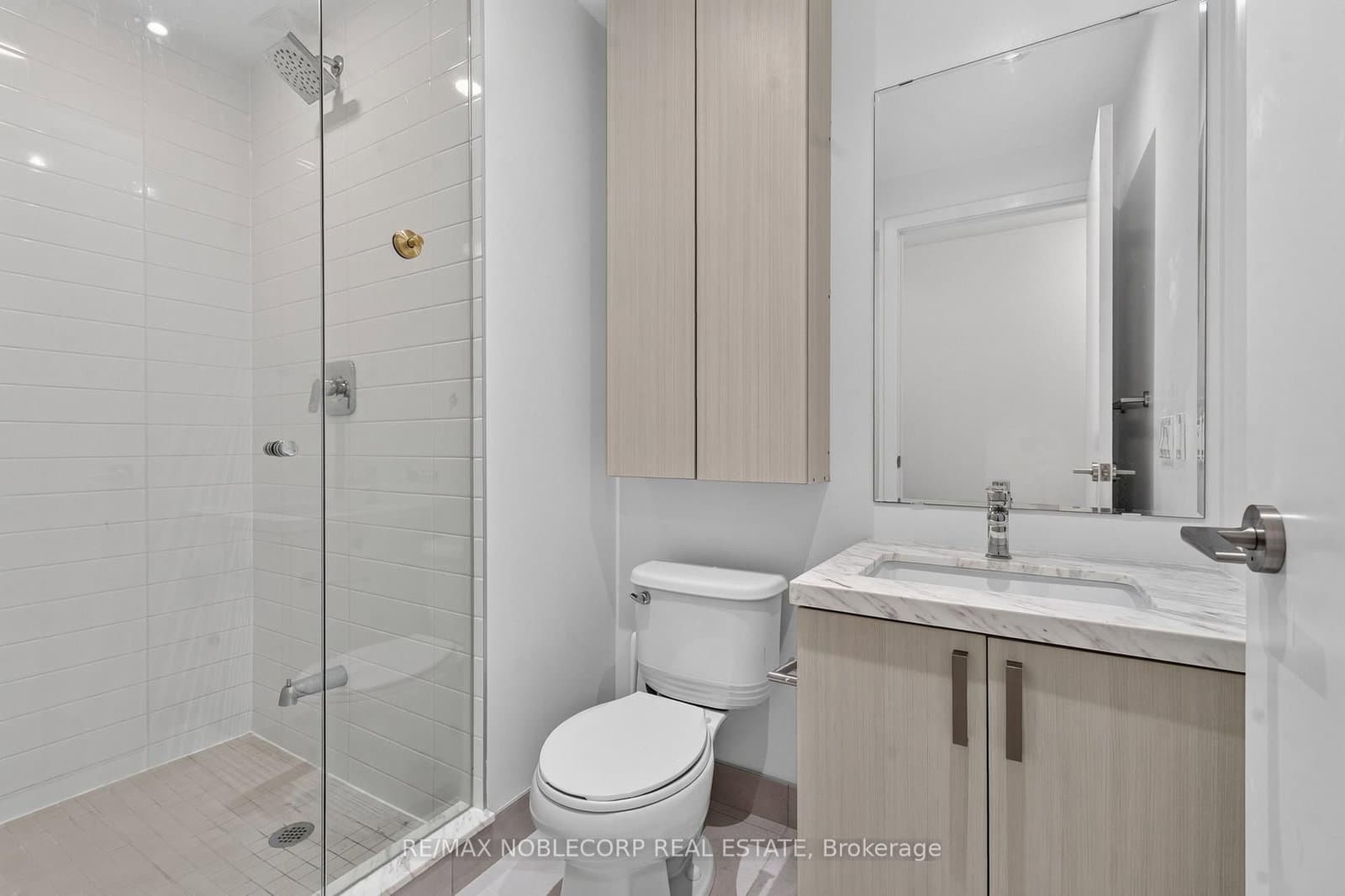 501 St Clair Avenue W, Unit 1911 thumbnail 11