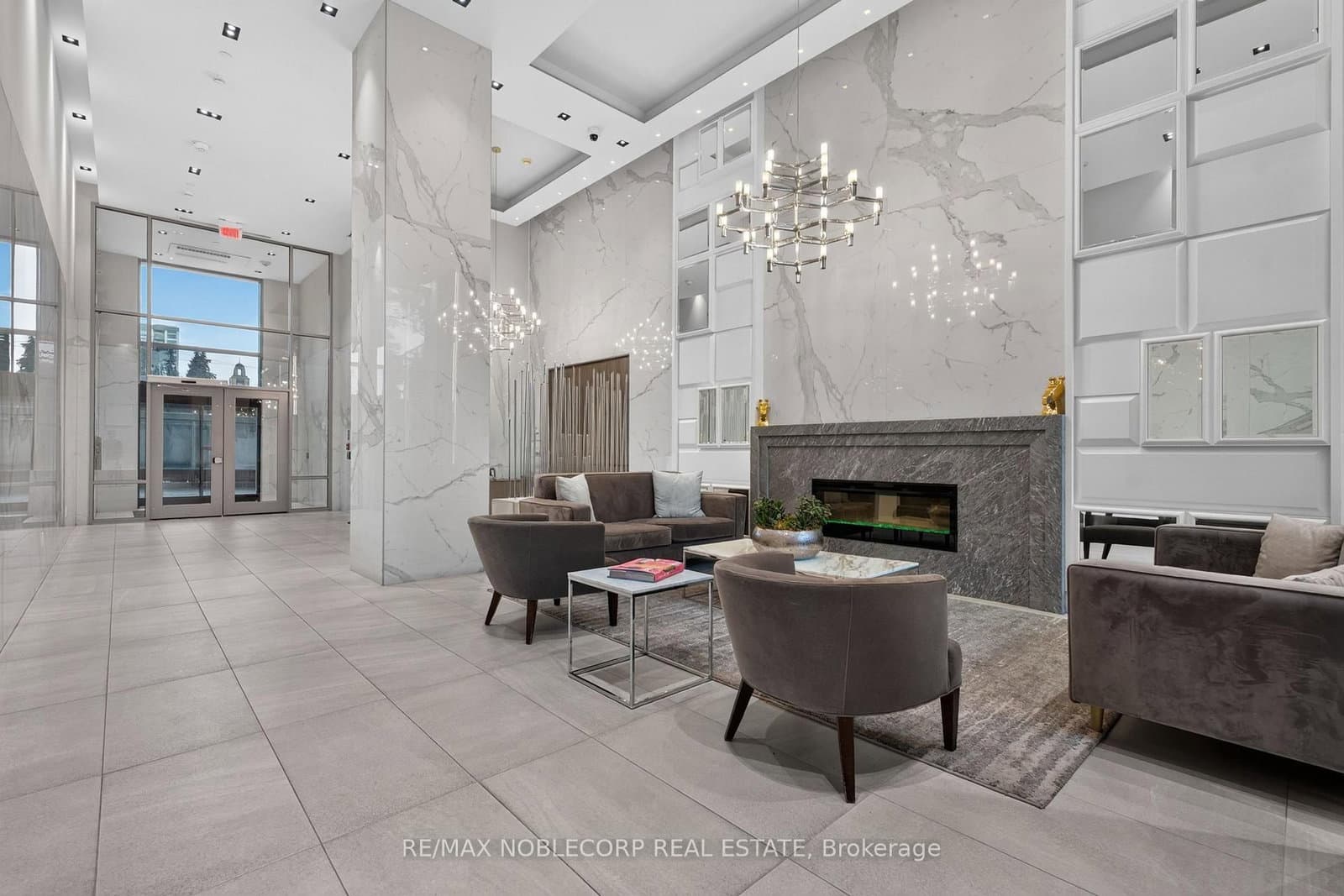 501 St Clair Avenue W, Unit 1911 thumbnail 2