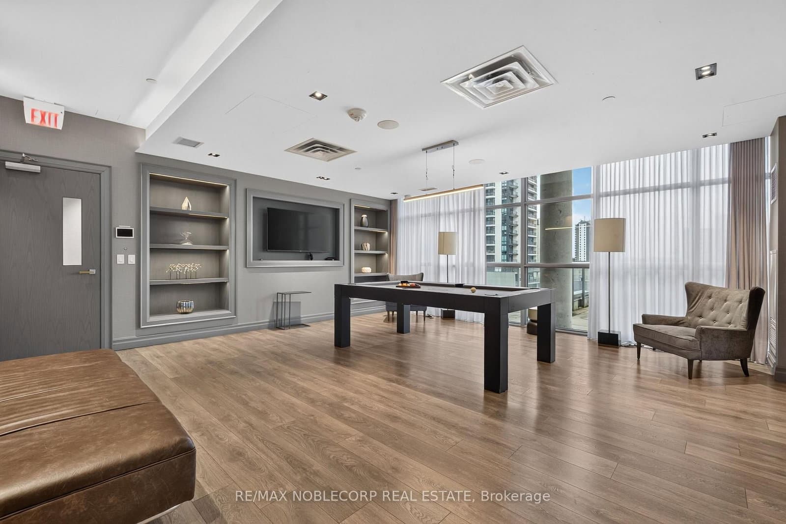 501 St Clair Avenue W, Unit 1911 thumbnail 20