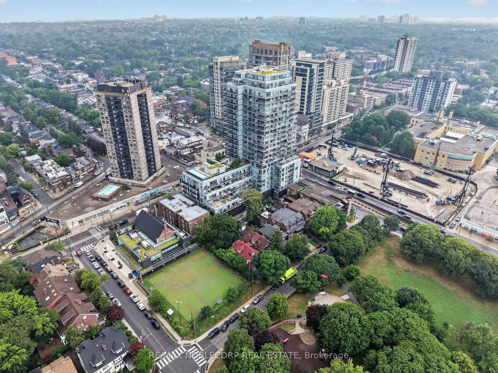 501 St Clair Avenue W, Unit 1911 thumbnail 37
