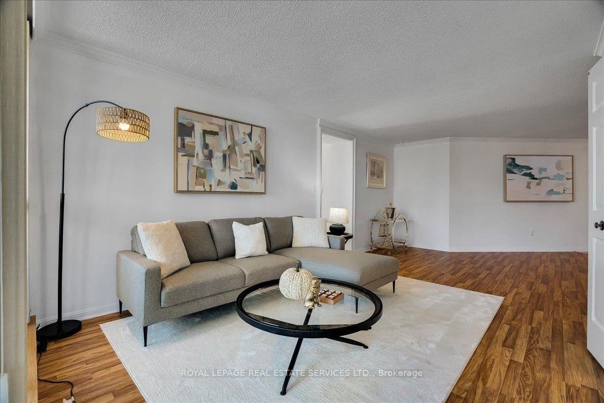 5444 Yonge Street, Unit 902 thumbnail 17