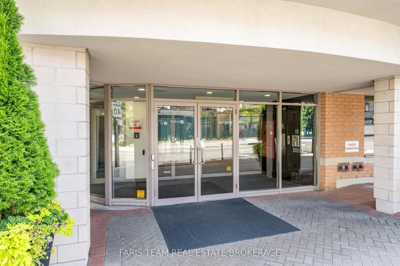 5 Rosehill Avenue, Unit 703 thumbnail 4
