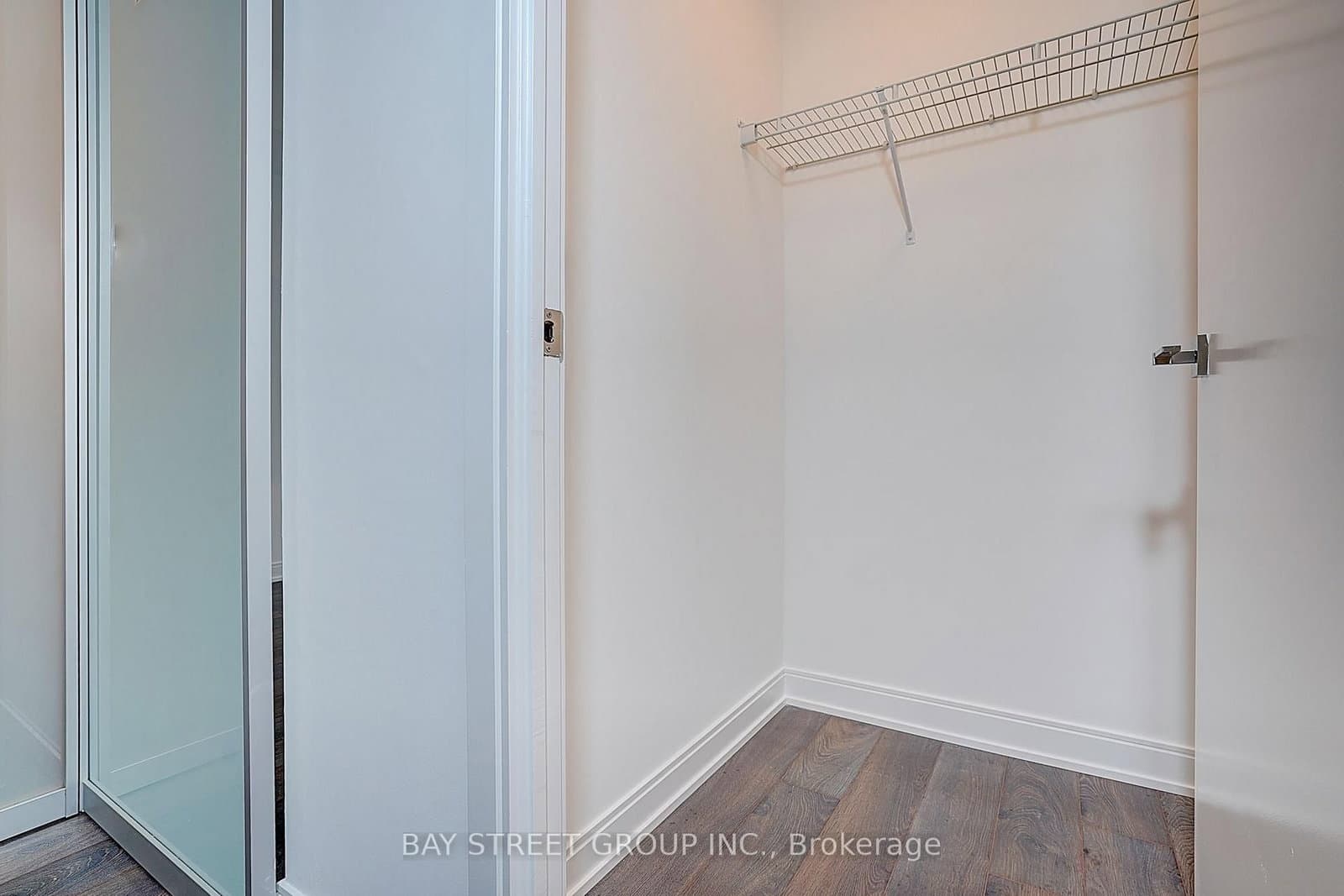 50 Charles Street E, Unit 910 thumbnail 22