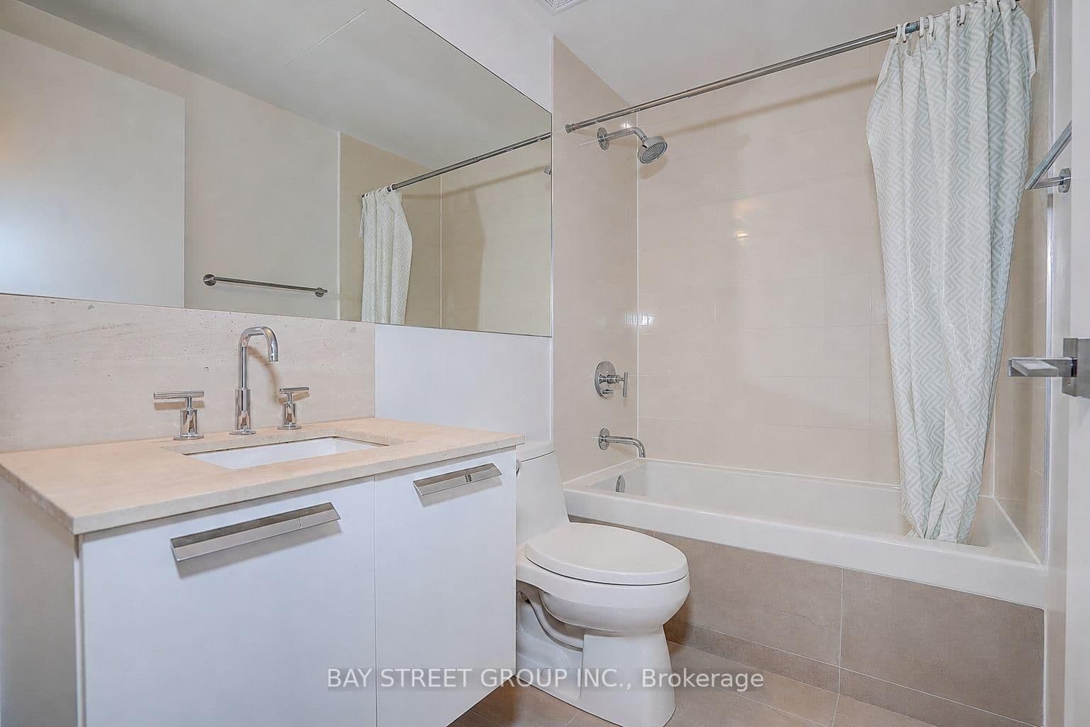 50 Charles Street E, Unit 910 thumbnail 24