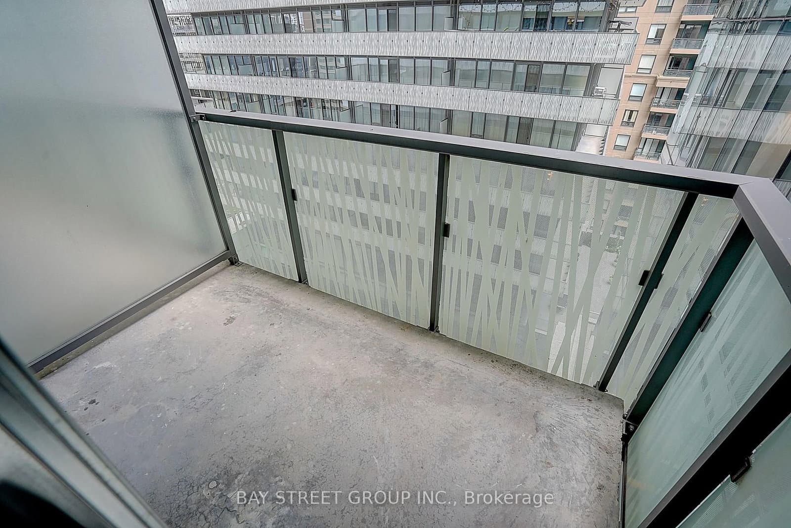 50 Charles Street E, Unit 910 thumbnail 26