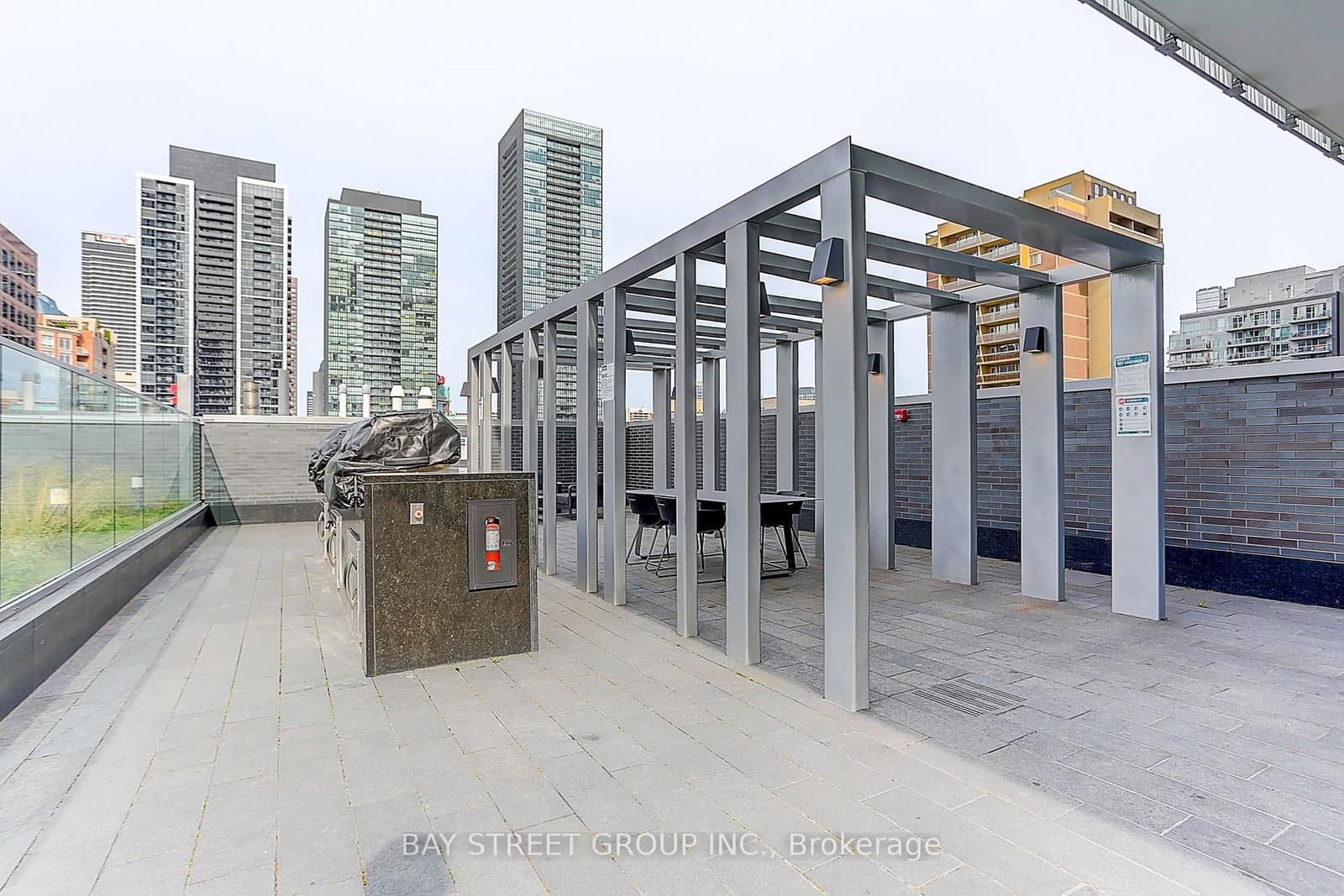 50 Charles Street E, Unit 910 thumbnail 37