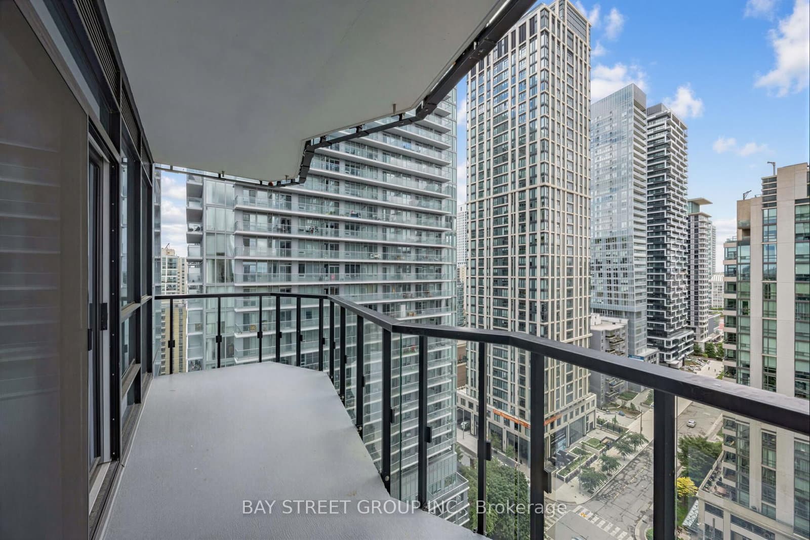 110 Broadway Avenue, Unit 1602 thumbnail 20