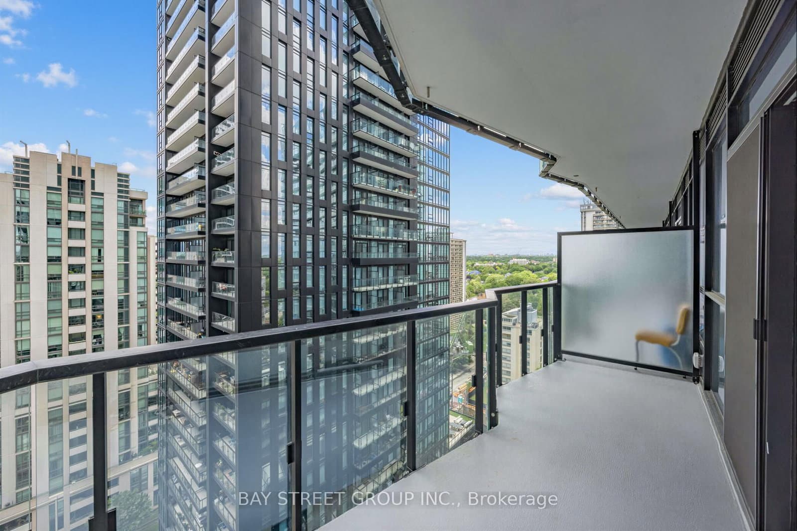 110 Broadway Avenue, Unit 1602 thumbnail 21
