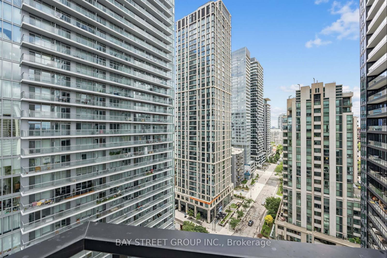 110 Broadway Avenue, Unit 1602 thumbnail 22