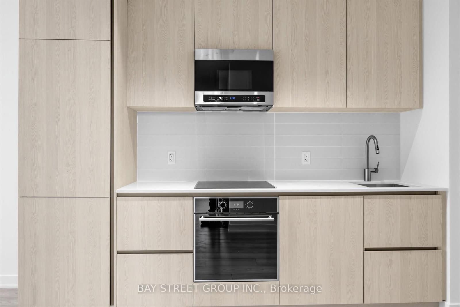 110 Broadway Avenue, Unit 1602 thumbnail 8