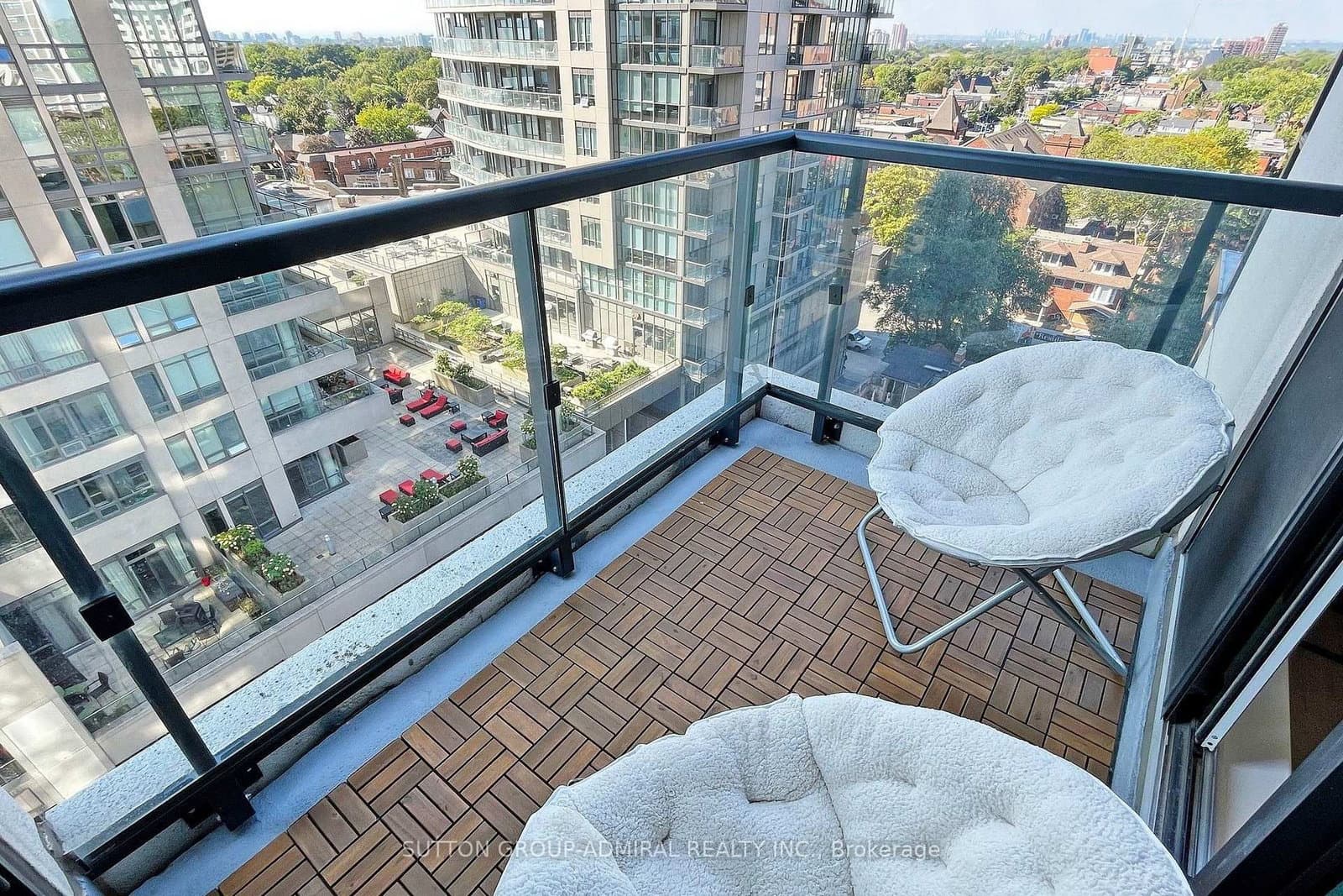 1486 Bathurst Street, Unit 907 thumbnail 17