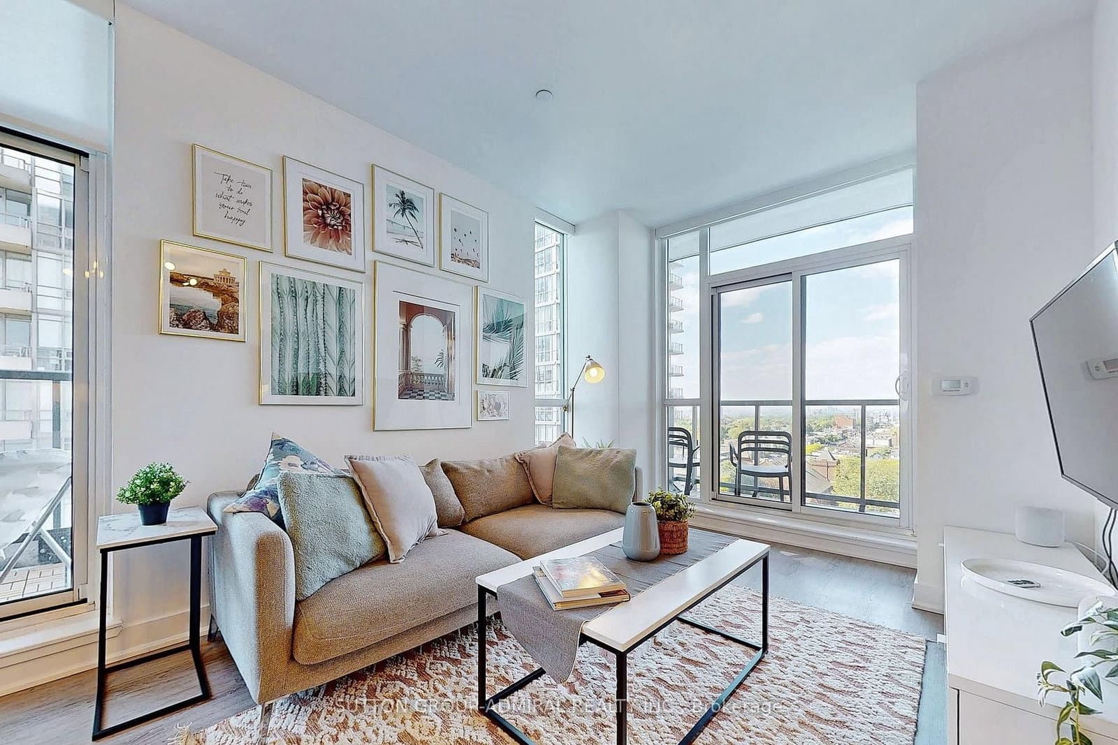 1486 Bathurst Street, Unit 907 thumbnail 6