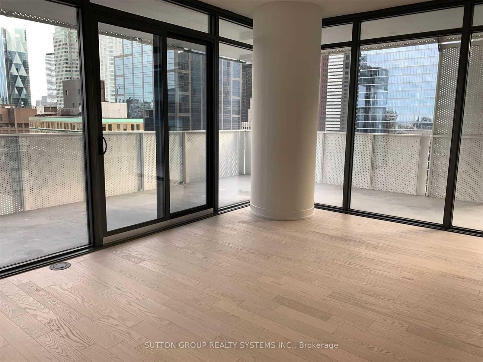 25 Richmond Street E, Unit 2305 thumbnail 10