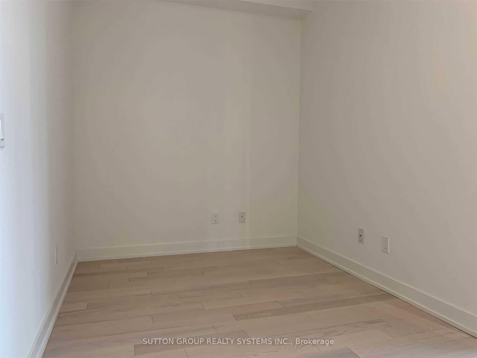 25 Richmond Street E, Unit 2305 thumbnail 14