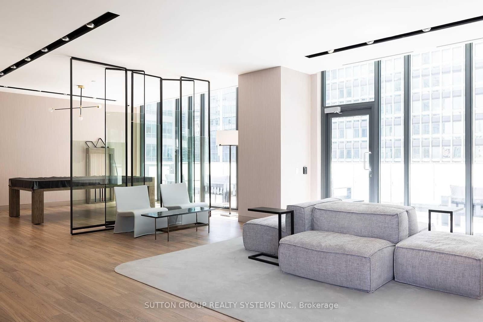 25 Richmond Street E, Unit 2305 thumbnail 32