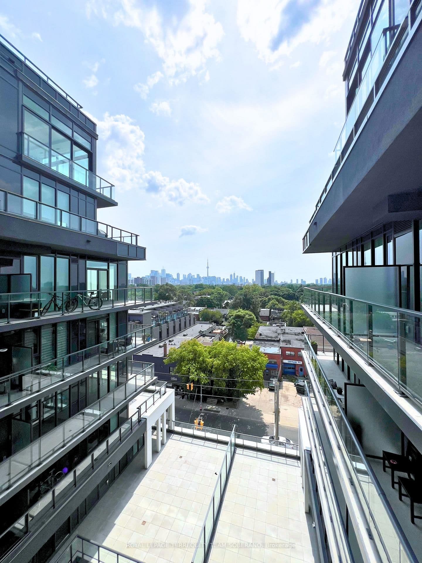 500 Dupont Street, Unit 721 thumbnail 19