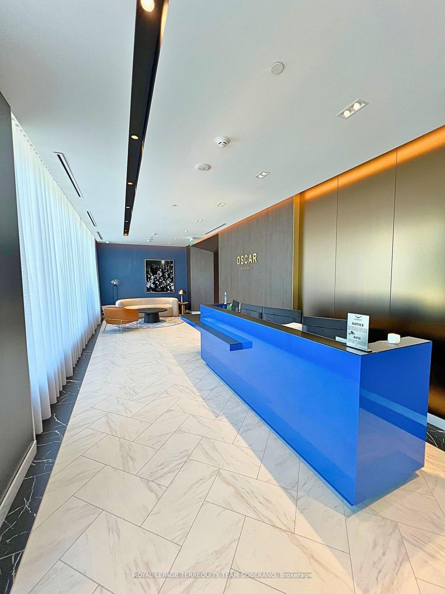 500 Dupont Street, Unit 721 thumbnail 3