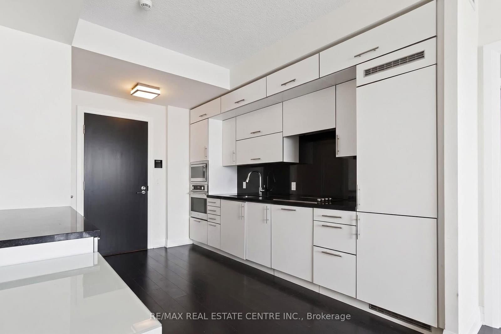 5 Sheppard Avenue E, Unit 4122 thumbnail 5