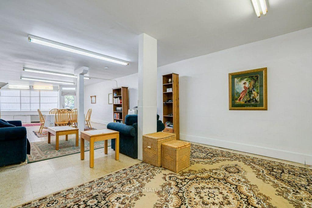 724 Vaughan Road thumbnail 6