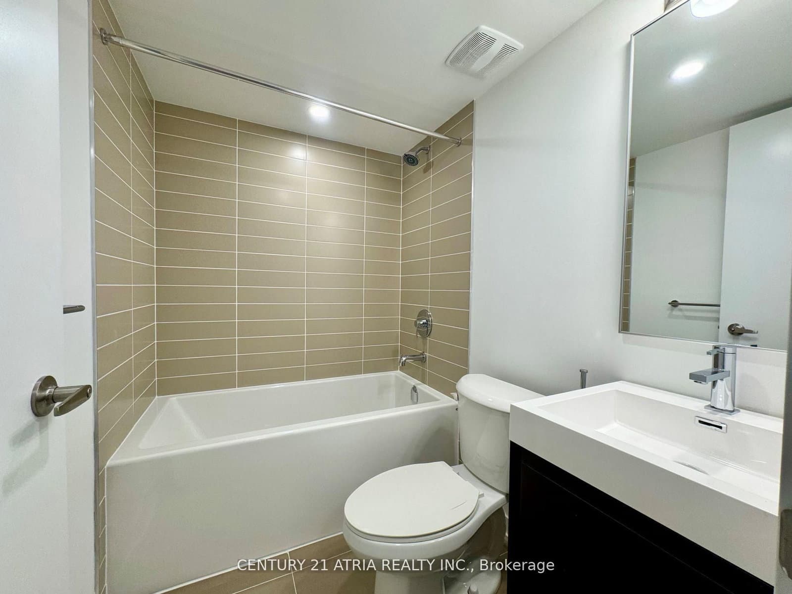 22 Deep Roots Terrace, Unit Basement thumbnail 10