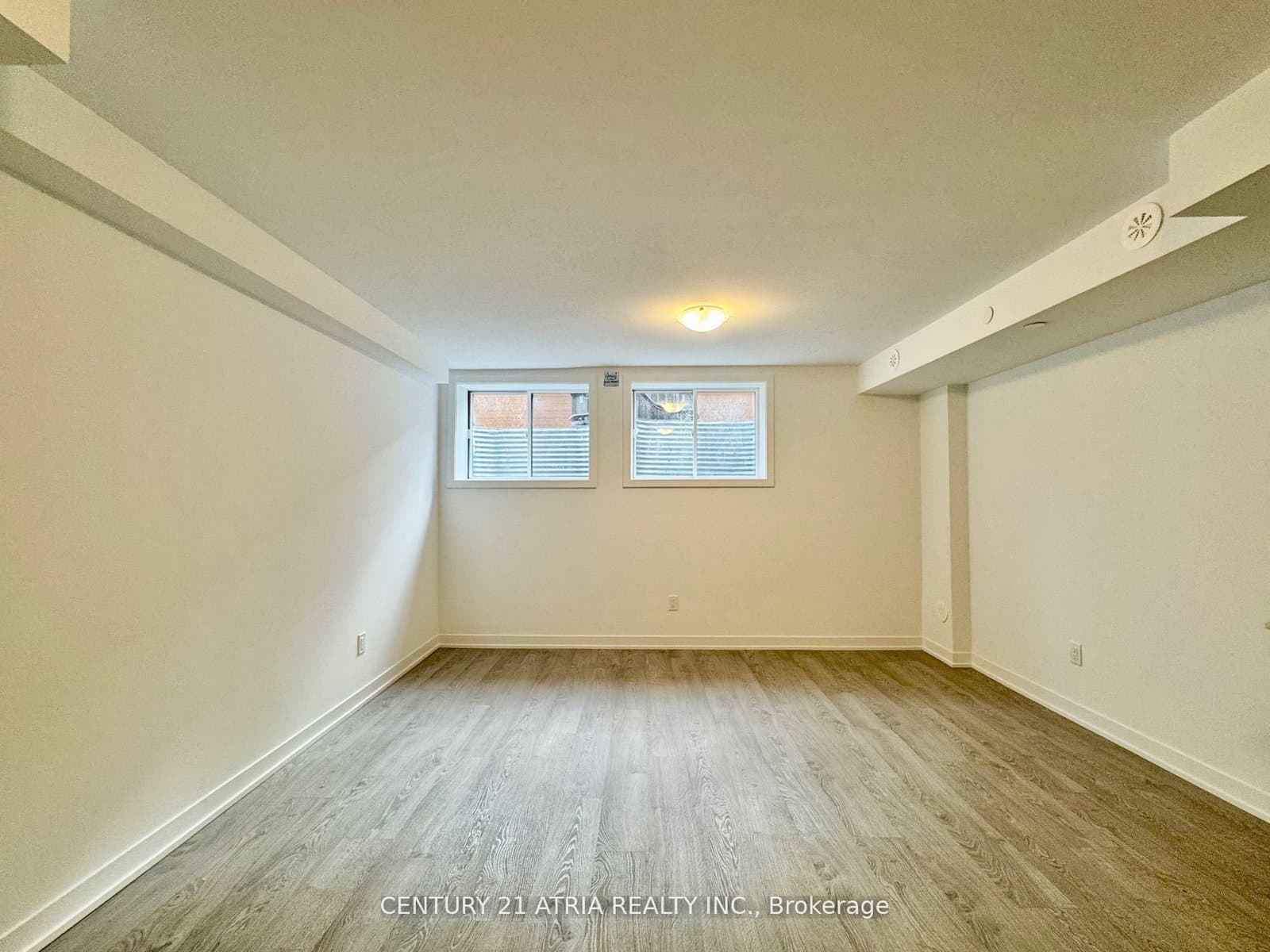 22 Deep Roots Terrace, Unit Basement thumbnail 4