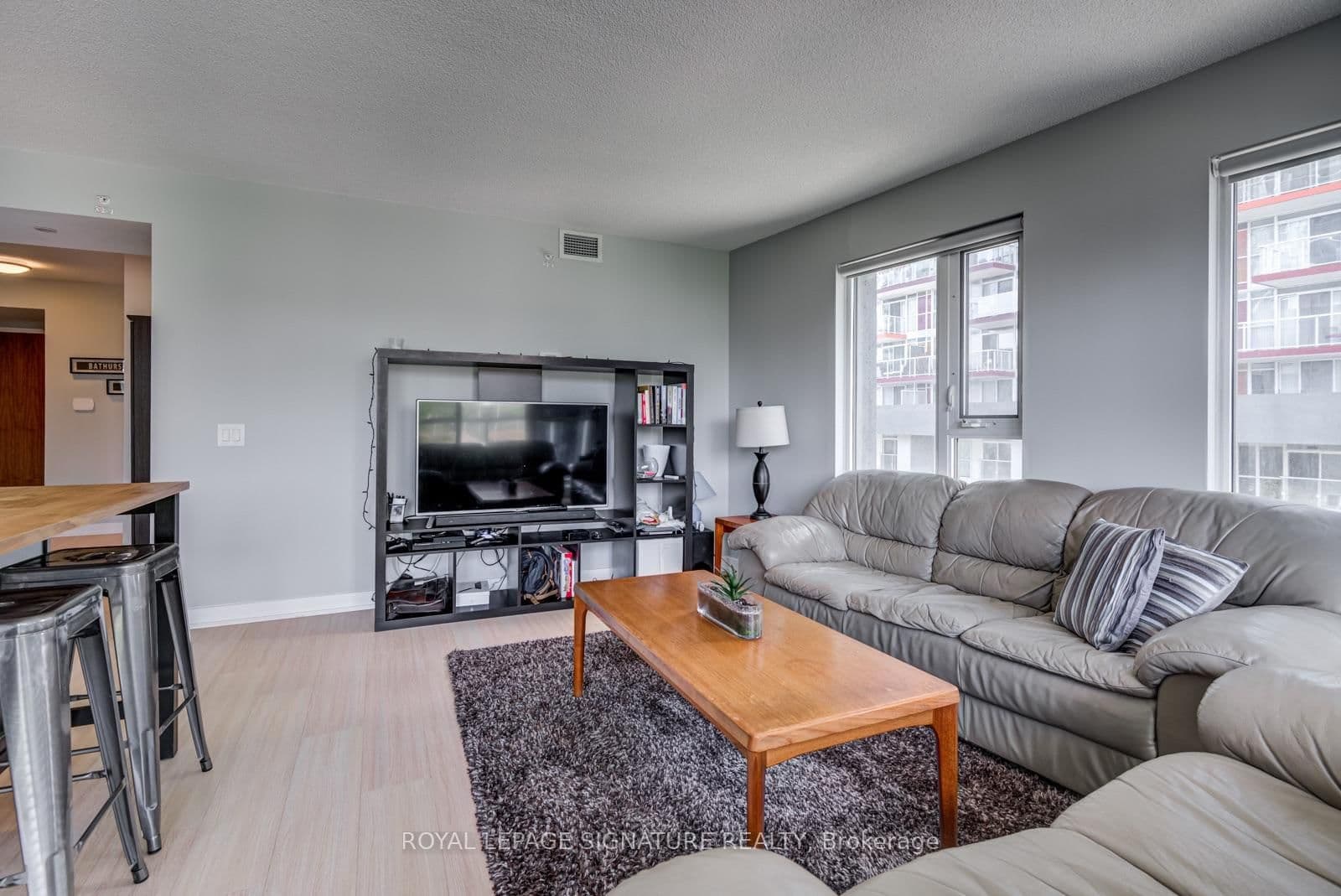 75 Queens Wharf Road, Unit 318 thumbnail 7